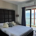 Victoria ホテル 4*