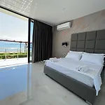 维多利亚酒店 4* Memlishte