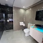 维多利亚酒店 4*