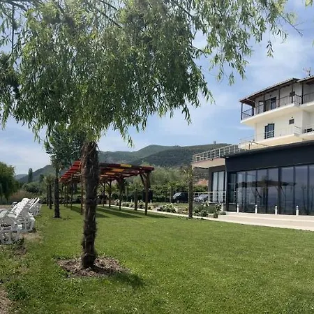 Victoria 4* Memlishte