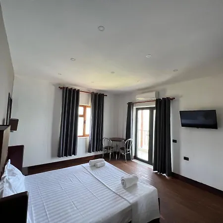Hotel Victoria Memlishte
