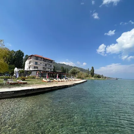 Victoria Hotell 4*
