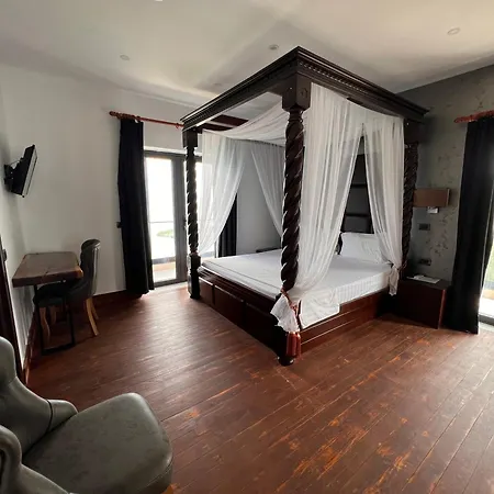 ホテル Victoria 4*